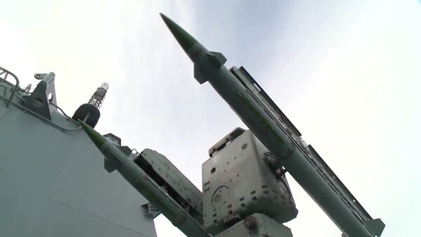 منظومة الدفاع الجوى الروسية إم - 4 أوسا - إم على الطراد الصاروخي موسكو - سبوتنيك عربي