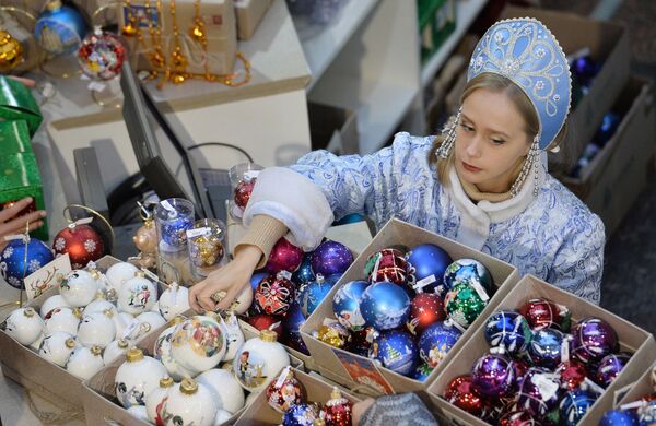 فتاة الثلوج فى رأس السنة فتاة الثلوج فى رأس السنة - سبوتنيك عربي