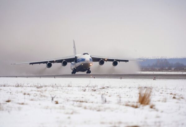 طائرة النقل العسكري آن - 124 (روسلان) - سبوتنيك عربي