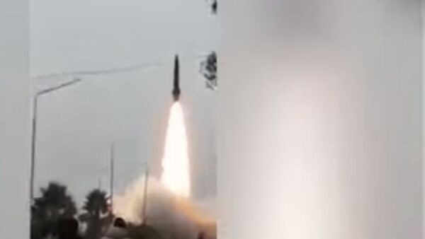 اطلاق صاروخ توتشكا على الإرهابيين فى سوريا - سبوتنيك عربي