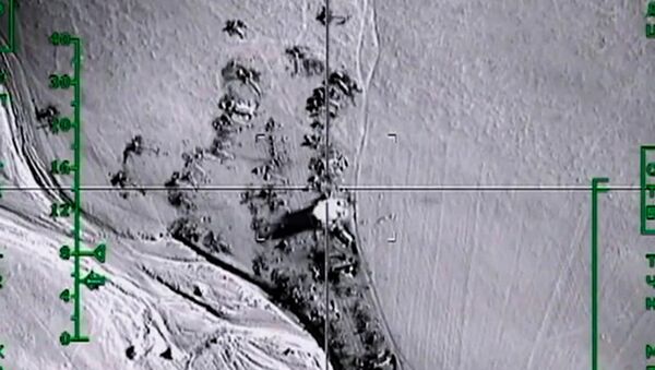 الطيران الروسي يدمر خزانات نفطية لـداعش بريف حلب - سبوتنيك عربي