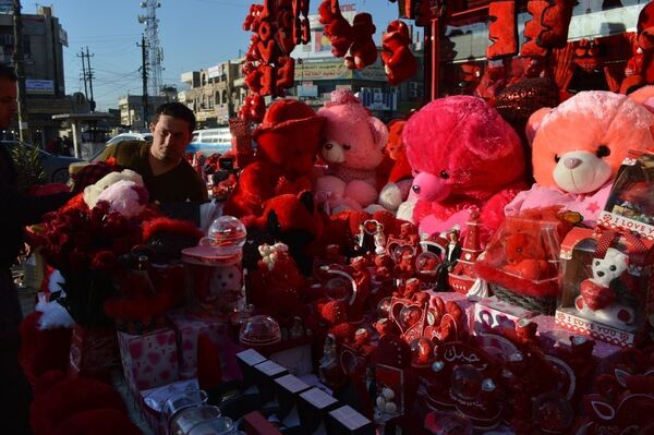 عيد الحب فى بغداد - سبوتنيك عربي