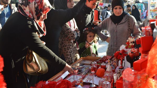 عيد الحب فى العراق - سبوتنيك عربي