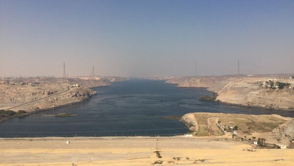 مخرج نهر النيل من عند السد العالي بأسوان - سبوتنيك عربي