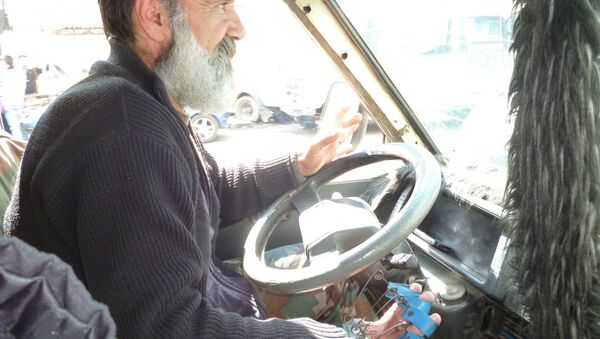 سائق سوري أصيب معصمه - سبوتنيك عربي
