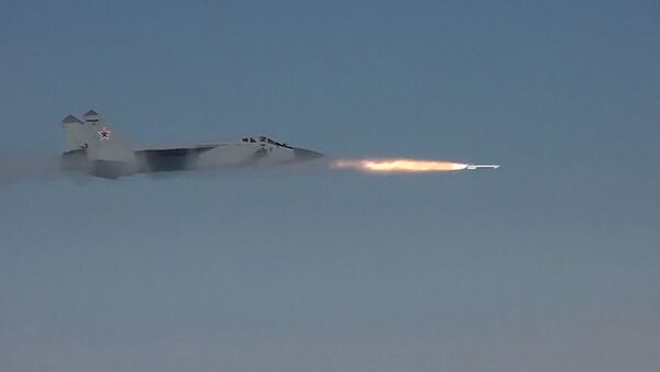 لحظة تصدي المقاتلات الروسية هجوما لصواريخ كروز - سبوتنيك عربي