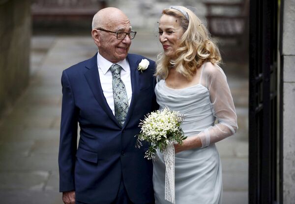 زواج رجل أعمال روبرت مردوك وعارضة الأزياء السابقة جيري خول في لندن - سبوتنيك عربي