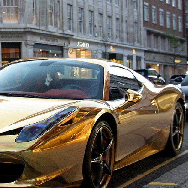 سيارات مغطاة بماء الذهب - سبوتنيك عربي