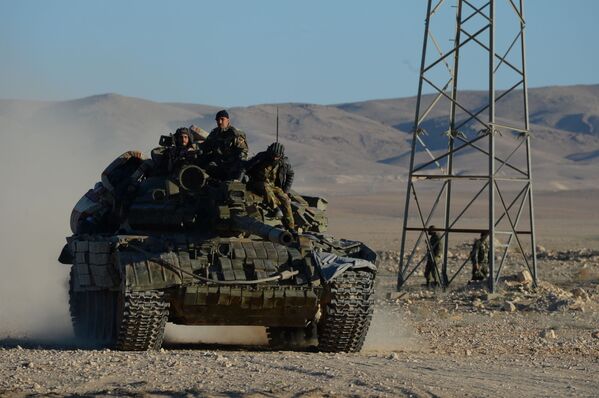 عمليات عسكرية للجيش العربي السوري في محيط تدمر - سبوتنيك عربي