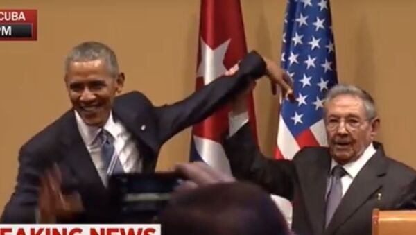 رئيس كوبا يحرج اوباما على الهواء مباشرة - سبوتنيك عربي