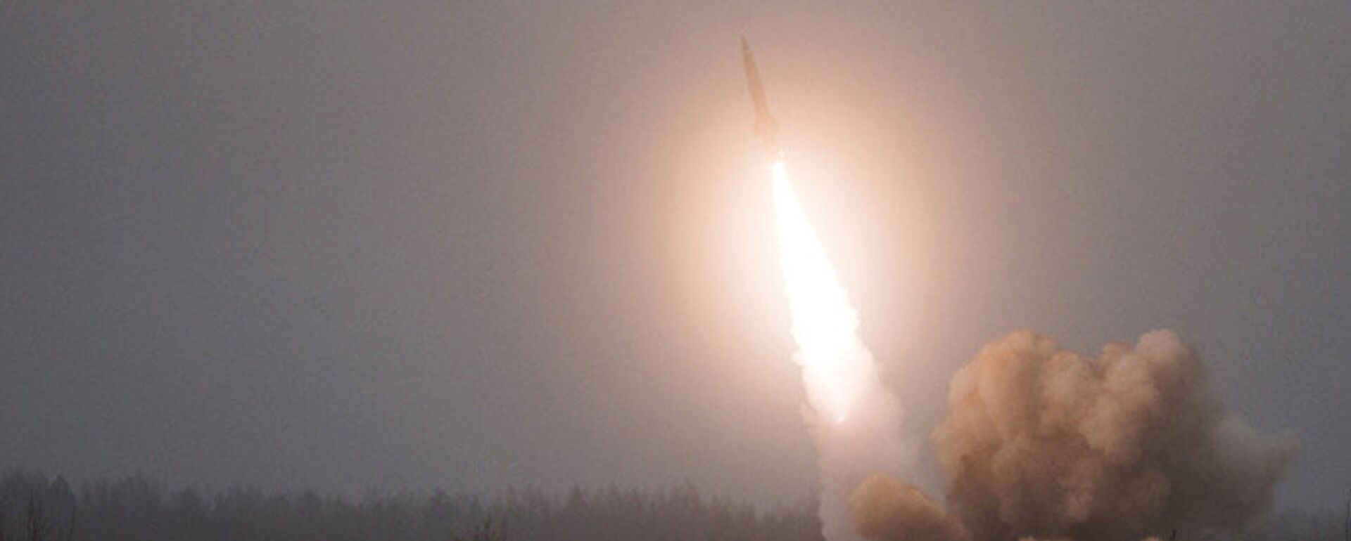 روسيا تختبر صاروخ تسيركون  - سبوتنيك عربي, 1920, 08.01.2023