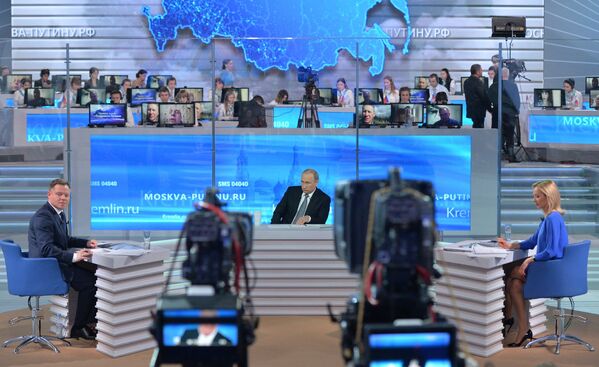الحوار المباشر للرئيس فلاديمير بوتين مع المواطنين الروس - سبوتنيك عربي