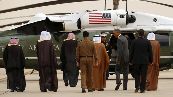 وصل الرئيس الأمريكي باراك أوباما، الأربعاء، إلى العاصمة السعودية الرياض، للمشاركة في القمة التي تعقدها دول مجلس التعاون الخليجي. - سبوتنيك عربي