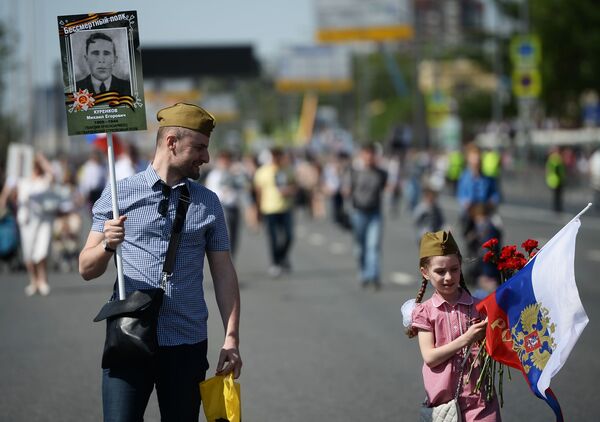 مسيرة الفوج الخالد في موسكو - سبوتنيك عربي