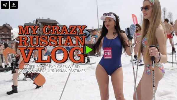 جنون الروس: تزلج البكيني لا يشعرنا بالبرد.. شاهد السبب! - سبوتنيك عربي