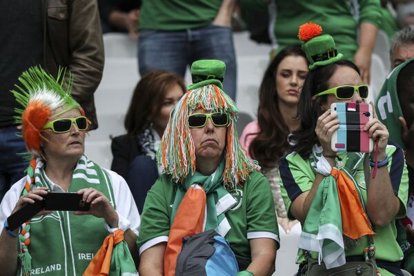 مشجعي إيرلندا في كأس أوروبا لكرة القدم يورو 2016 - سبوتنيك عربي