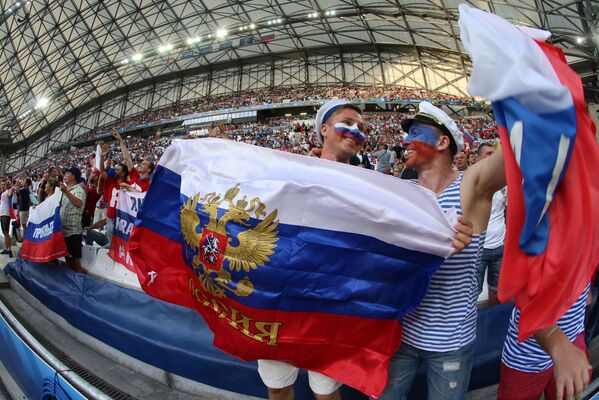 مشجعي روسيا في كأس أوروبا لكرة القدم يورو 2016 - سبوتنيك عربي