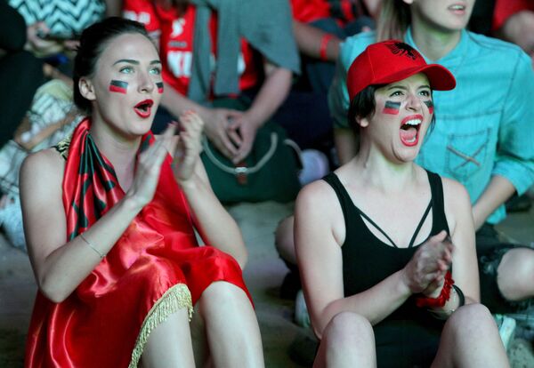 مشجعات من ألبانيا في بطولة يورو-2016 لكرة القدم في فرنسا - سبوتنيك عربي