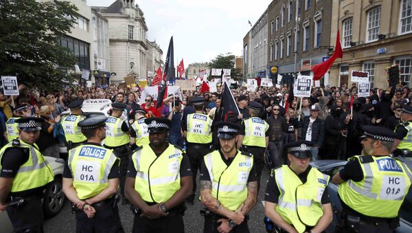 احتشاد البريطانيين بلندن احتجاجا على خروج بريطانيا - سبوتنيك عربي