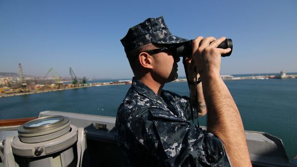 عسكري أمريكي في ميناء فارنا البلغاري - سبوتنيك عربي