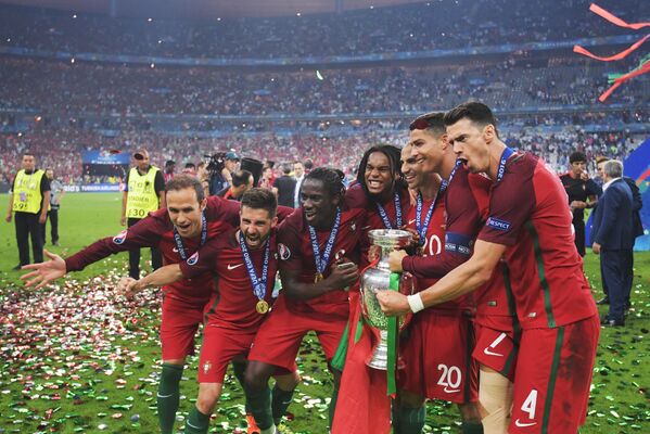 أبطال كأس أوروبا لعام 2016 - الفريق البرتغالي. - سبوتنيك عربي