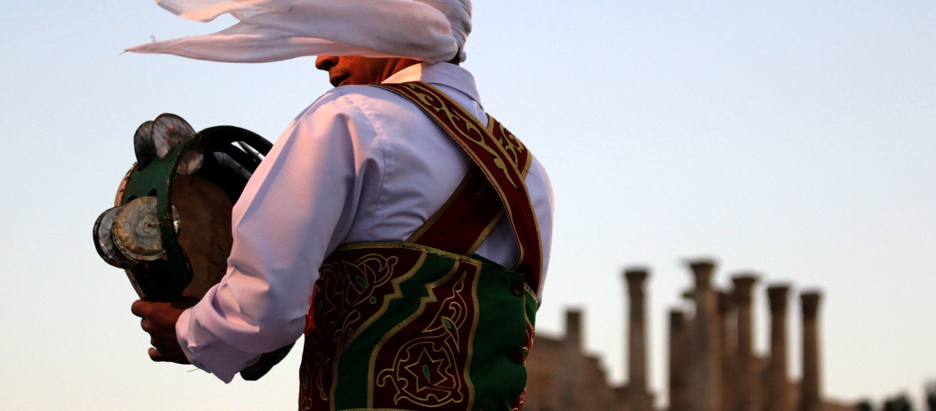 مهرجان جرش الثقافي بالأردن يحتفل بـالثورة الكبرى - سبوتنيك عربي, 1920, 09.09.2021