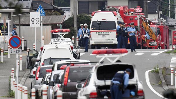 سيارات الشرطة في موقع الهجوم على مركز لذوي الاحتياجات الخاصة في اليابان - سبوتنيك عربي