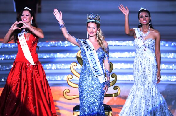 الفائزة بملكة جمال العالم عام 2015 من أسبانيا ميريا لالاجونا - سبوتنيك عربي