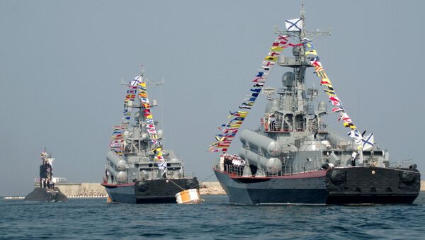 العرض العسكري بمناسبة عيد القوات البحرية الروسية - سبوتنيك عربي