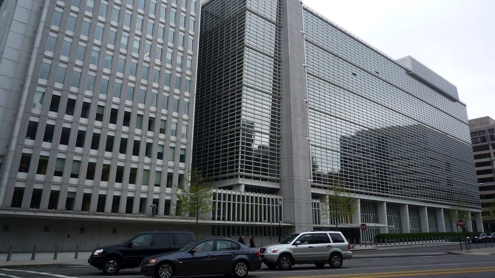 1 всемирный банк. Женева Всемирный банк. Всемирный банк штаб квартира. Всемирный банк Вашингтон. Здание Всемирного банка.