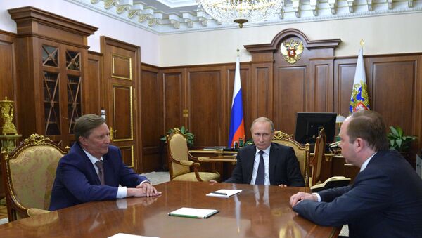 بوتين يجتمع مع رئيسي ديوان الرئاسة الروسية السابق والجديد - سبوتنيك عربي