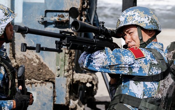 جندى صيني خلال الألعاب العسكرية بروسيا - سبوتنيك عربي