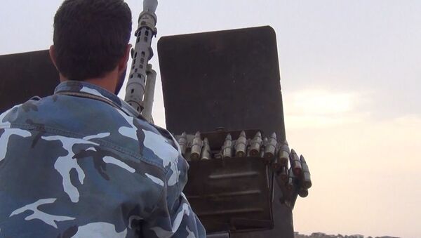 الجيش السوري أمام خطوط النصرة بريف السلمية - سبوتنيك عربي