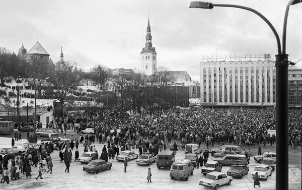 مظاهرة مناهضة للحكومة في تالين، إستونيا عام 1991 - سبوتنيك عربي