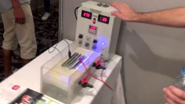 طالب سوري يخترع جهازا لتنقية المياه الملوثة - سبوتنيك عربي