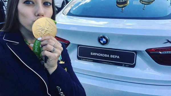 فيرا بيريوكوفا بطلة روسيا في الجمباز - سبوتنيك عربي