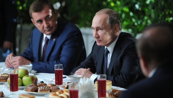 بوتين يزور ضيعة ياسنايا بوليانا - سبوتنيك عربي