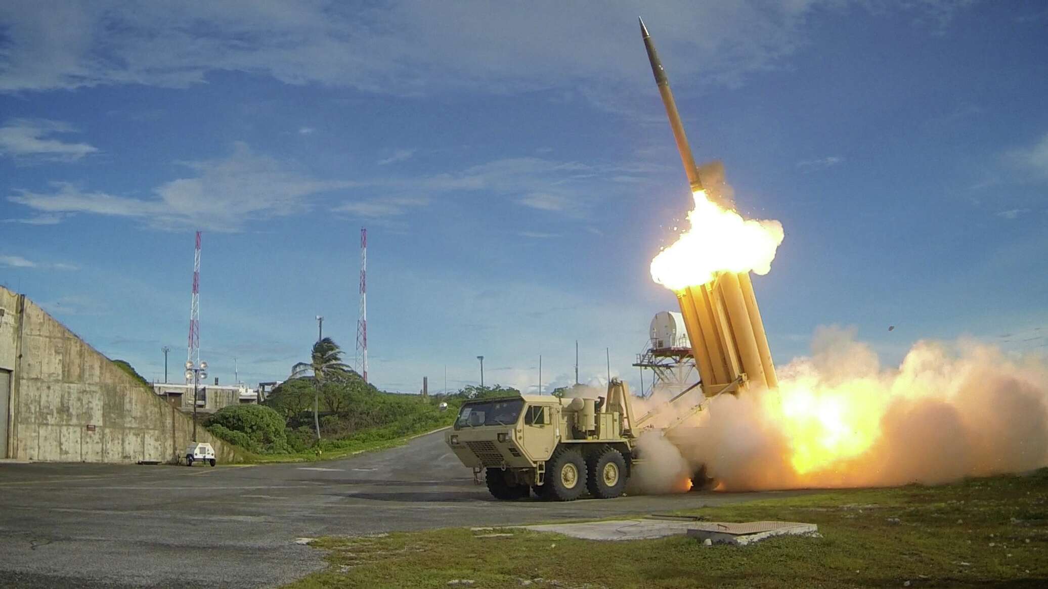 الولايات المتحدة تنشر في الفلبين صواريخ كانت محظورة بموجب معاهدة القوى النووية المتوسطة المدى