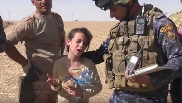 طفلة من الموصل - سبوتنيك عربي