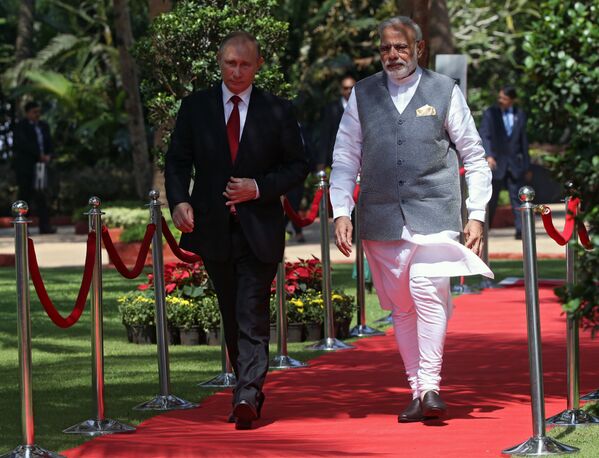 الرئيس الروسي بوتين ورئيس وزراء الهند مودي خلال زيارة الرئيس الروسي للهند - سبوتنيك عربي