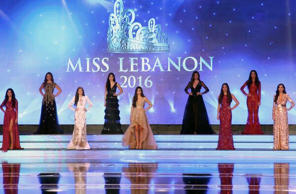 الفتيات المشاركات في مسابقة ملكة جمال لبنان لعام 2016، بيروت 22 أكتوبر/ تشرين الأول 2016 - سبوتنيك عربي