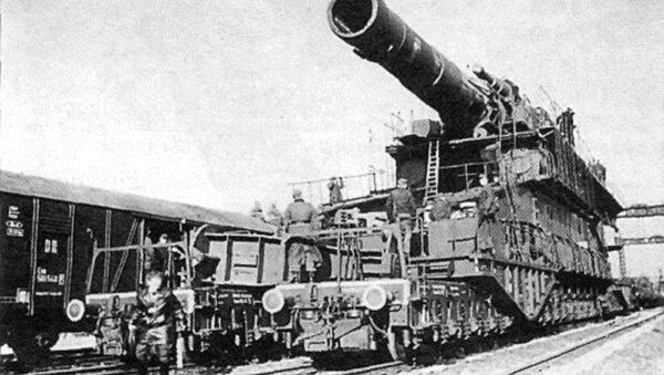 مدفعية السكة الحديدية دورا  - سبوتنيك عربي