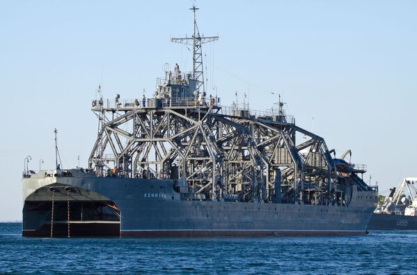 سفينة الإنقاذ كومونة من أسطول البحر الأسود في سيفاستوبول - سبوتنيك عربي