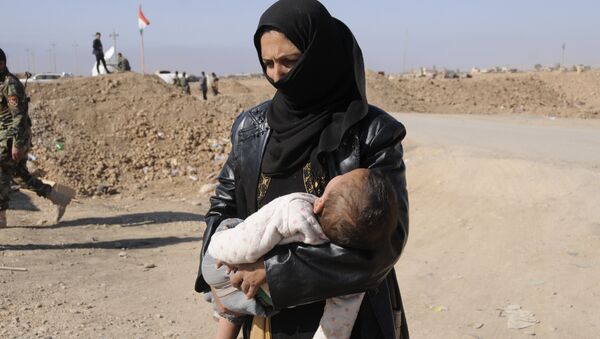 نساء الموصل الهاربات من داعش - سارة عبدالله - سبوتنيك عربي