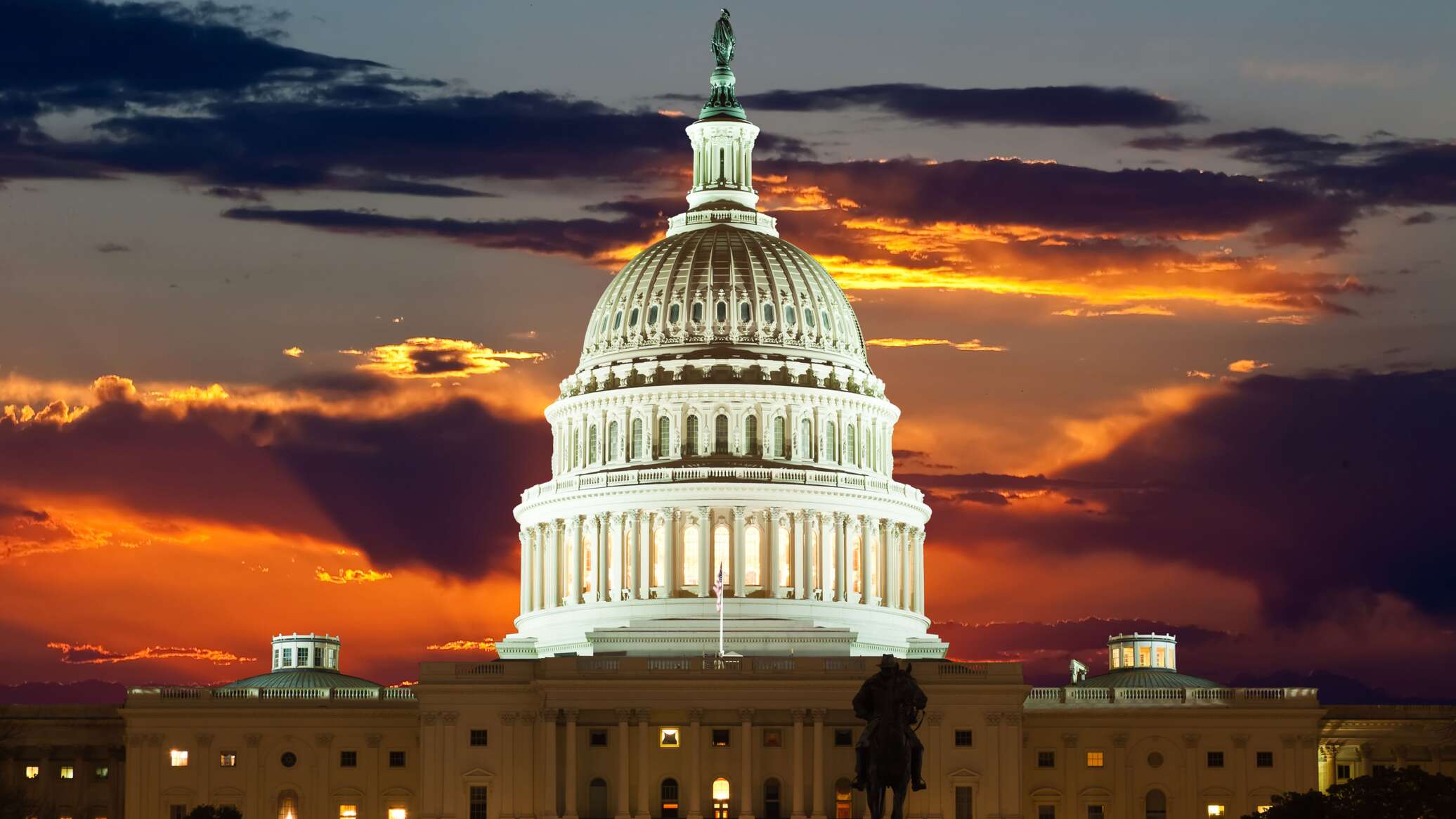 مجلس الشيوخ الأمريكي يوافق على مشروع قانون يقضي بحظر اليورانيوم الروسي