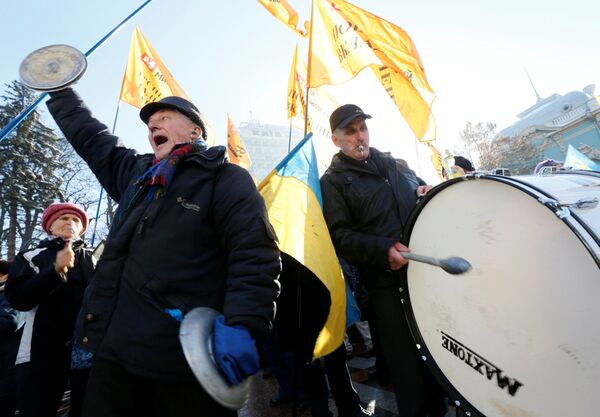 احتجاجات في كييف ضد سياسة البنوك، أوكرانيا 15 نوفمبر/ تشرين الثاني 2016 - سبوتنيك عربي