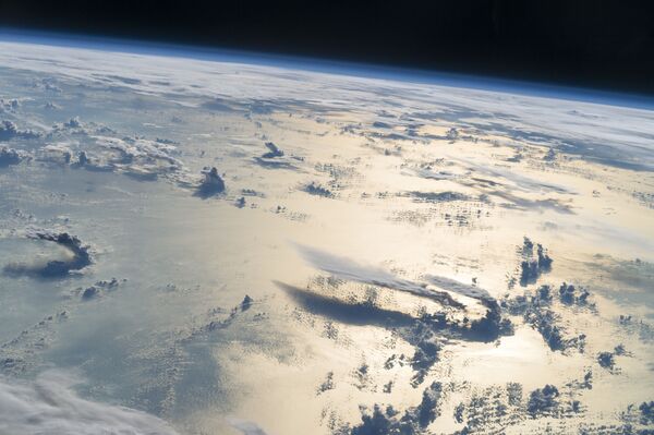 محطة الفضاء الدولية تلتقط صوراً للأرض والغيوم ثلاثية الأبعاد فوق جزر الفلبين. - سبوتنيك عربي