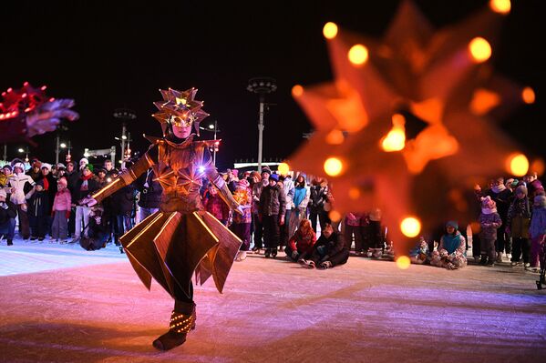 عرض تزحلق على الجليد، موسكو ديسمبر/ كانون الأول 2016 - سبوتنيك عربي
