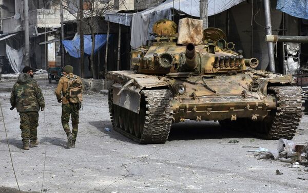 قوات الجيش السوري في شرق مدينة حلب، 12 ديسمبر/ كانون الأول 2016 - سبوتنيك عربي