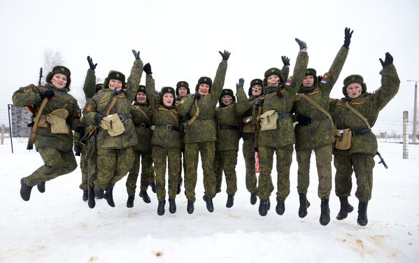 فتيات قوات الصواريخ الاستراتيجية الروسية - سبوتنيك عربي